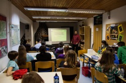3. dan: Je imel asist. mag. Marko Zupan predavanje o ˝onesnaženost okolja in sanacijski ukrepi v zgornji mežiški dolini.˝